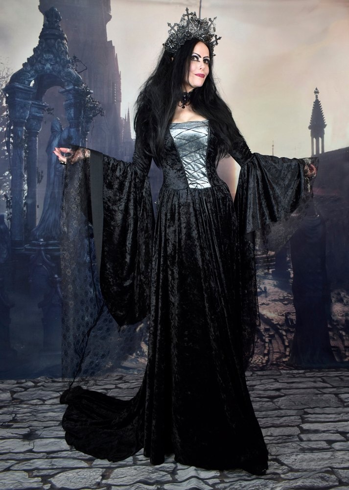 Elbereth Gown - crushed velvet medieval renaissance dress by Moonmaiden Gothic Clothing