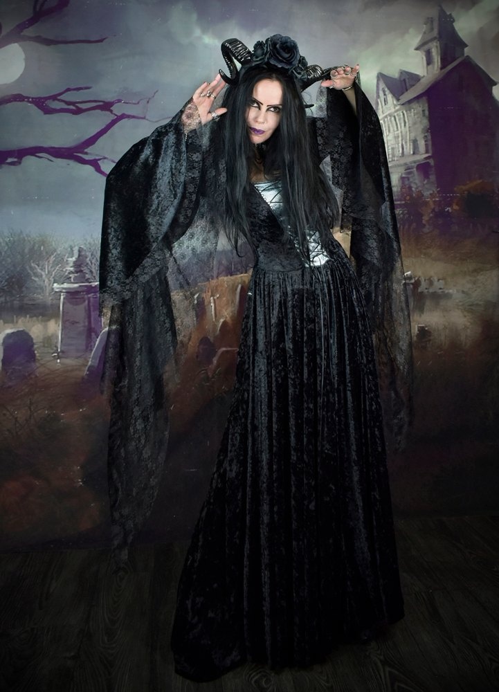 Elbereth Gown - crushed velvet medieval renaissance dress by Moonmaiden Gothic Clothing