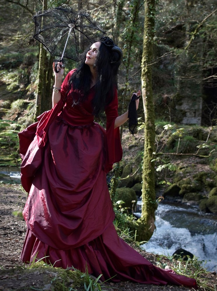 Love Never Dies Skirt - taffeta bustle Mina Harker skirt by Moonmaiden Gothic Clothing