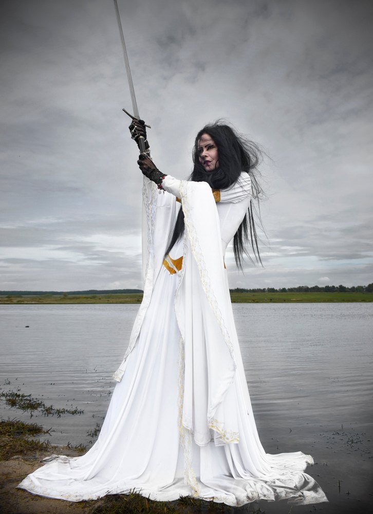 The Wight Enchantress Gown - velvet medieval renaissance dress by Moonmaiden Gothic Clothing