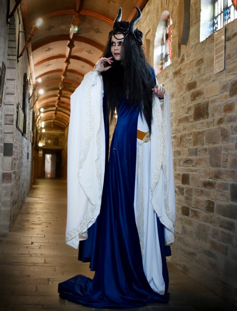 Galadriel Cloak - Steamed Velvet medieval cosplay cloak by Moonmaiden Gothic Clothing
