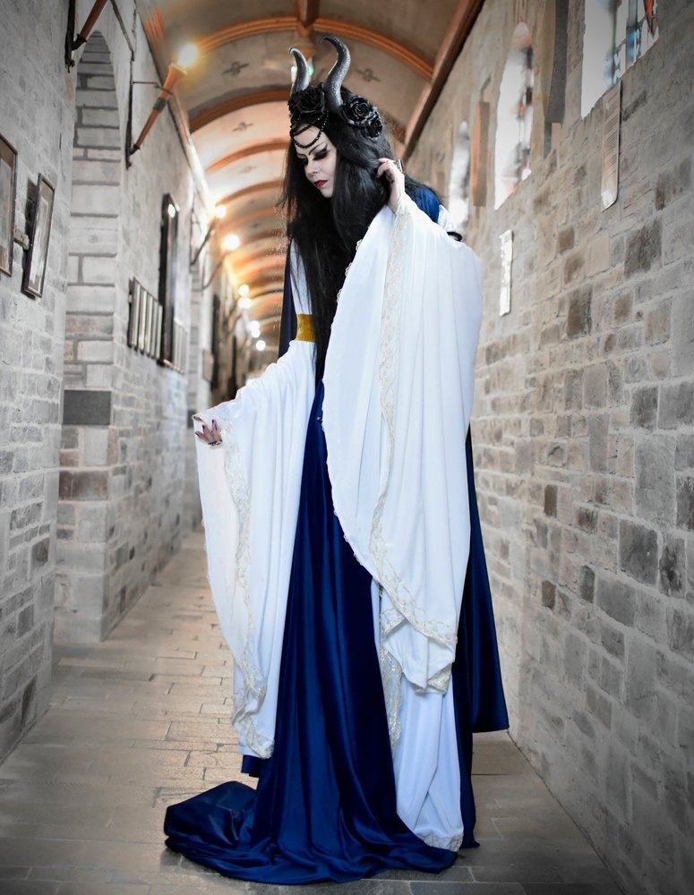 Galadriel Cloak - Steamed Velvet medieval cosplay cloak by Moonmaiden Gothic Clothing
