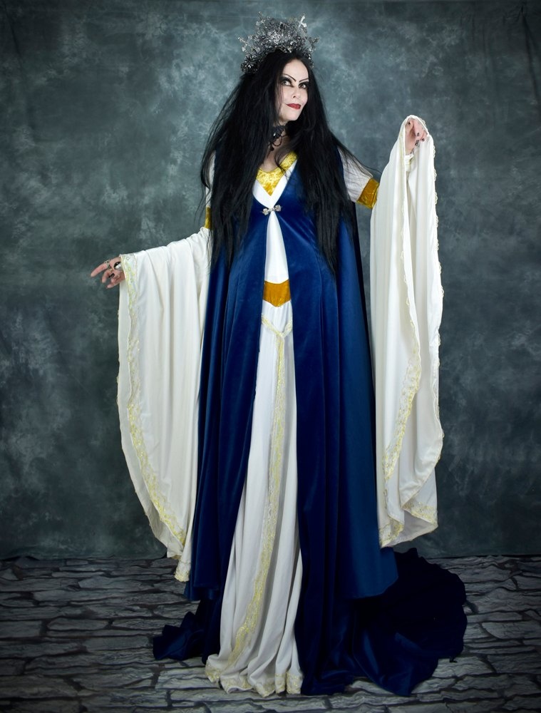 Galadriel Cloak - Steamed Velvet medieval cosplay cloak by Moonmaiden Gothic Clothing