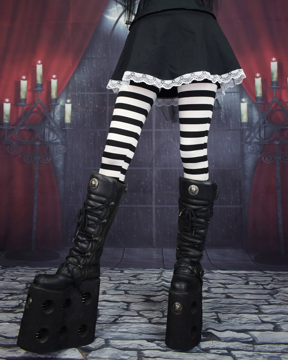 Alice Madness Leggings - three quarter length witchy stripey leggings by Moonmaiden Gothic Clothing