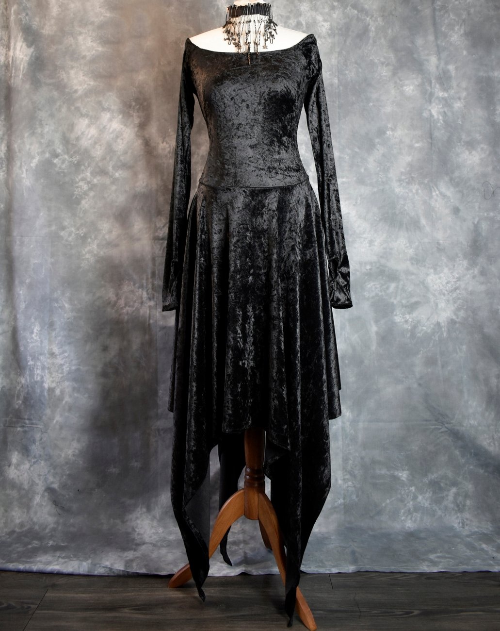 Velvet Lamentation Dress - Long Sleeved Thumbhole Witchy Dress by Moonmaiden Gothic Clothing