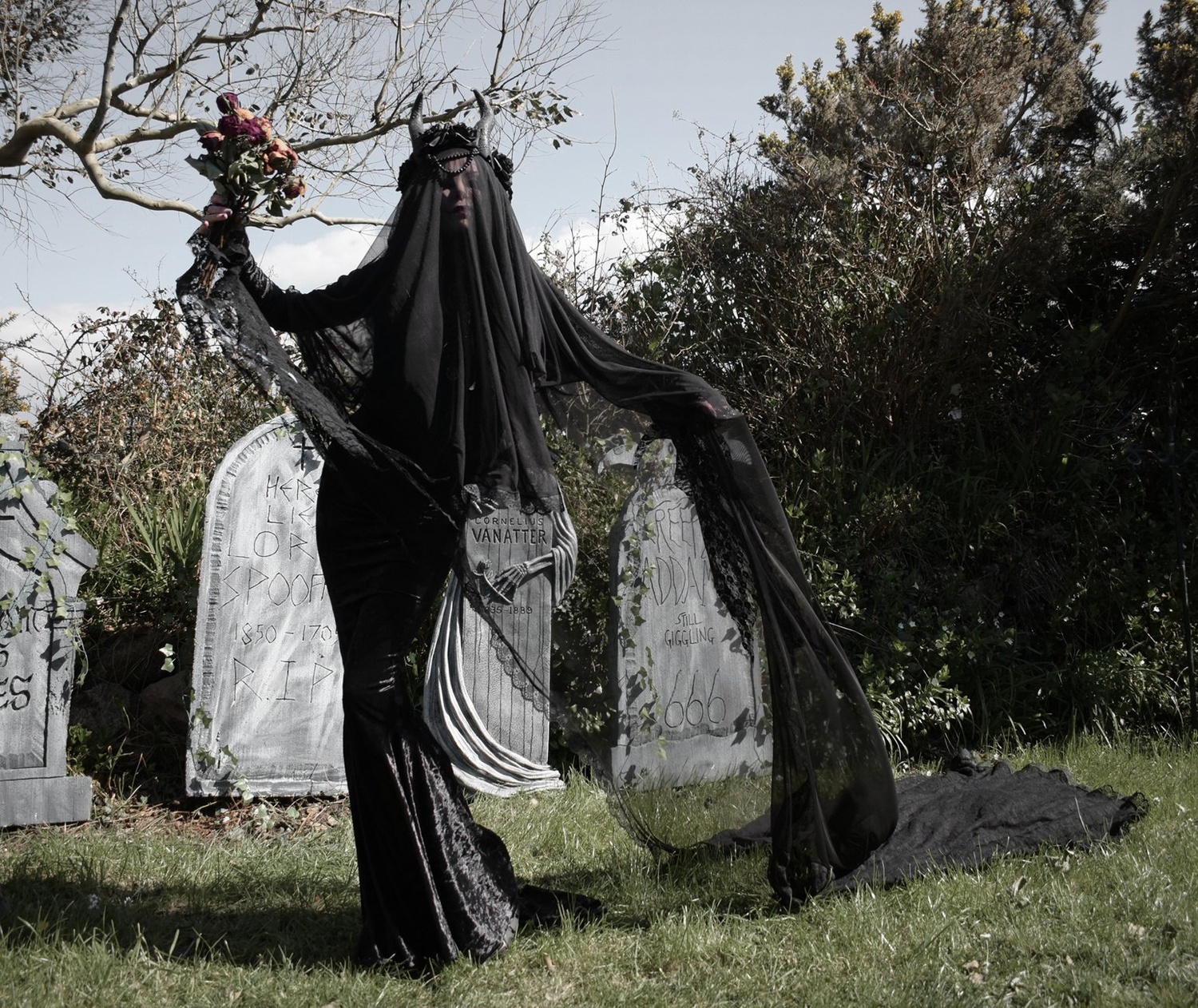 Yharnham Cathedral Veil - Bloodborne inspired mesh and lace full length veil by Moonmaiden Gothic Clothing