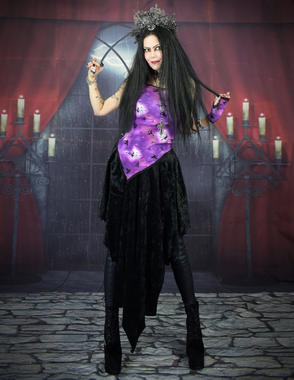 The Hedgewytch Skirt - a wonderfully witchy goth velvet skirt WITH POCKETS!