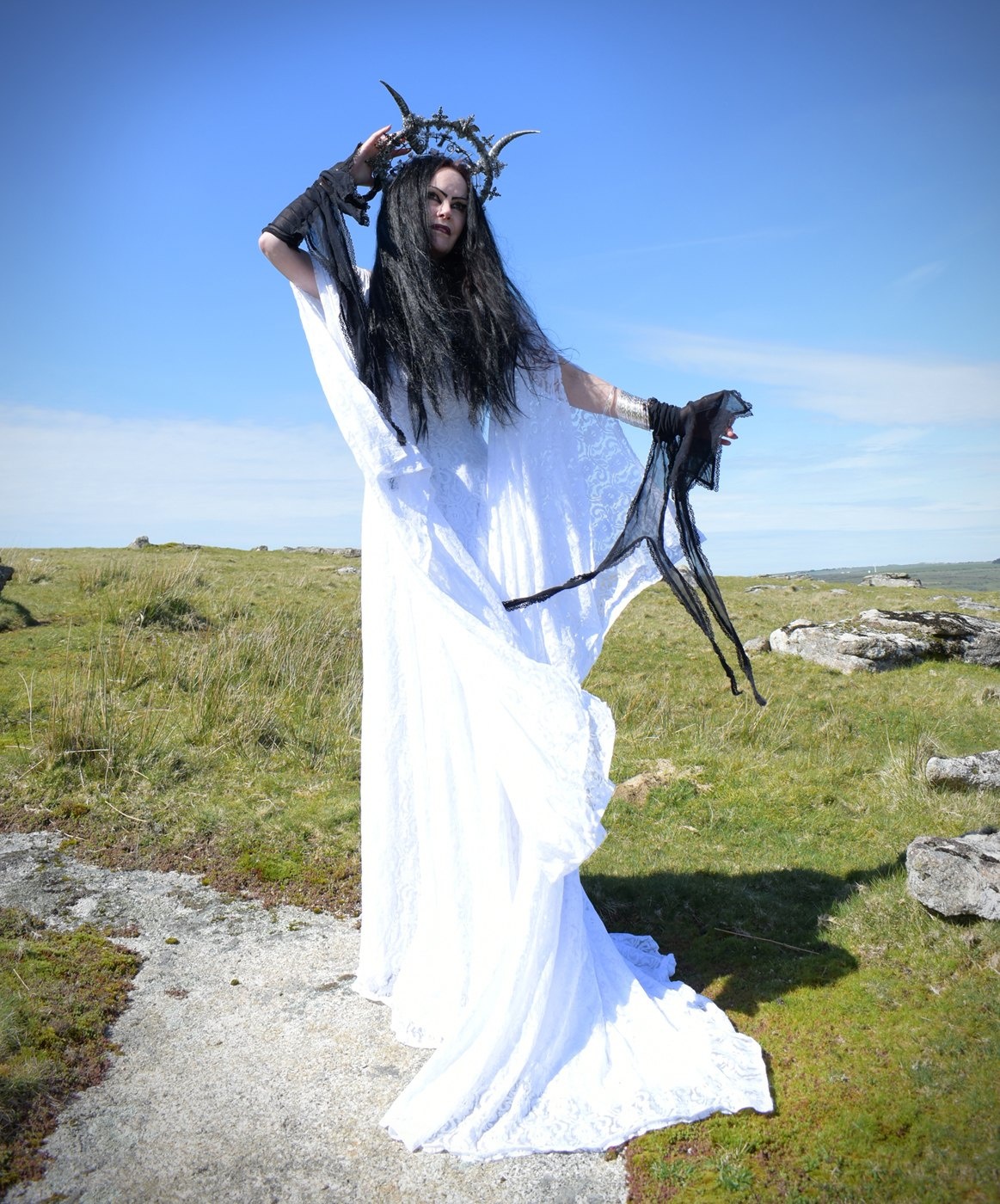 The Fall of Isolde Gown - cotton and lace medieval witchy elven dress by Moonmaiden Gothic Clothing