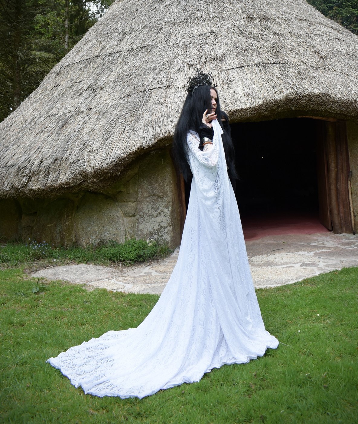 The Fall of Isolde Gown - cotton and lace medieval witchy elven dress by Moonmaiden Gothic Clothing