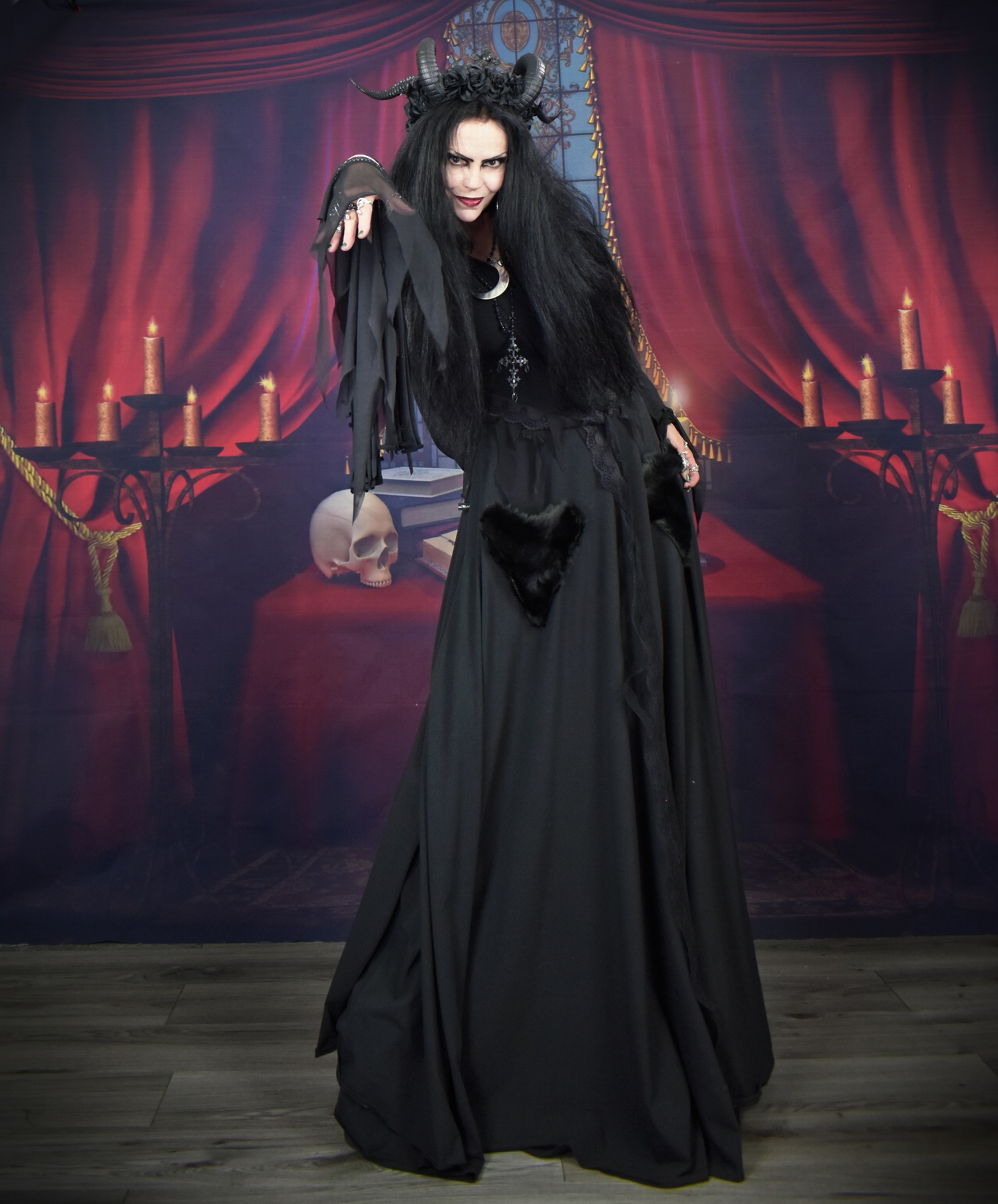 Queen Beruthiel Gown; the first gothic dress designed specifically for cat owners!!! :D