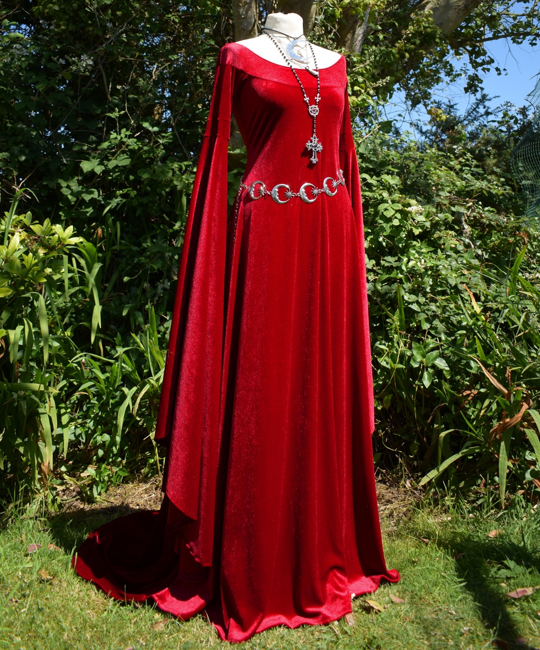 Celebrian Gown in Vampire Red Spandex Velvet