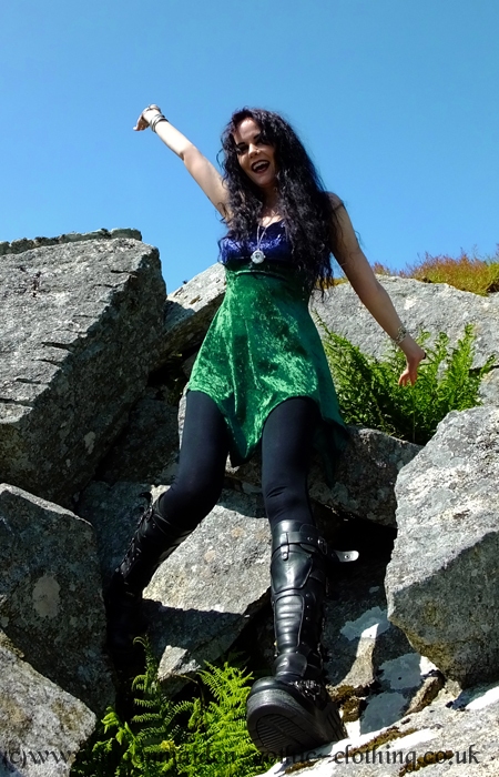 Eloweena Witch Minidress