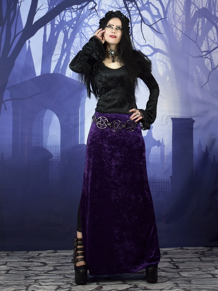 Vamp Side Split Skirt