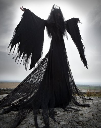 Nirnaeth Lamentation Gown