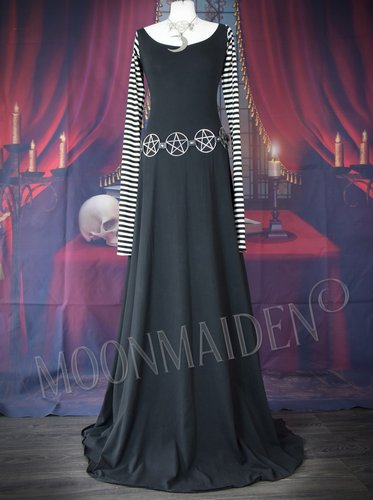 Diamanda Witch Dress
