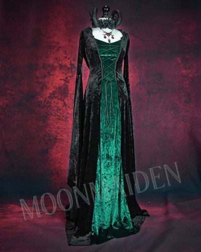 Woodlandwytch Ritual Gown