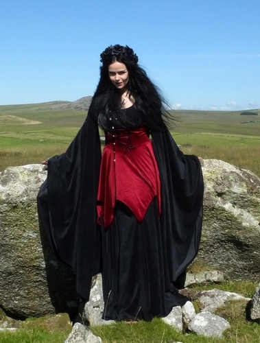 Elanorwen Hooded Underbust Minidress