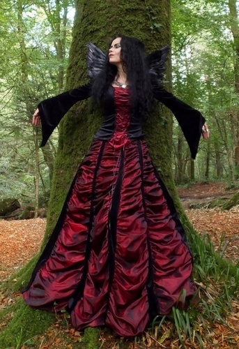 Moonshadow Mausoleum Skirt